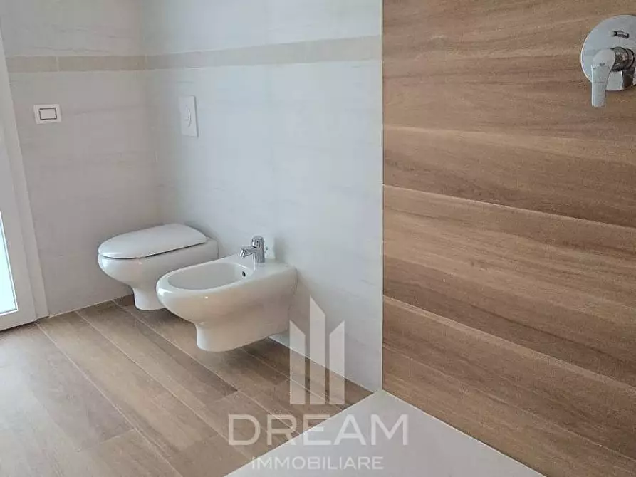 Immagine 24 di Appartamento in vendita  in via ungheria a Quartu Sant'elena