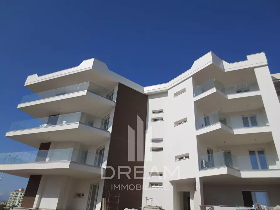 Immagine 2 di Appartamento in vendita  in via ungheria a Quartu Sant'elena