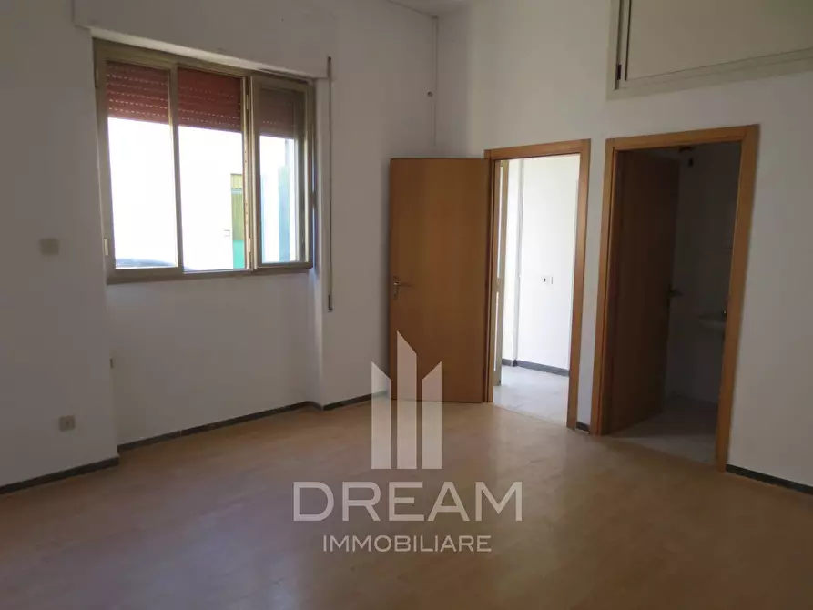 Immagine 2 di Ufficio in vendita  in via Oliena a Quartucciu