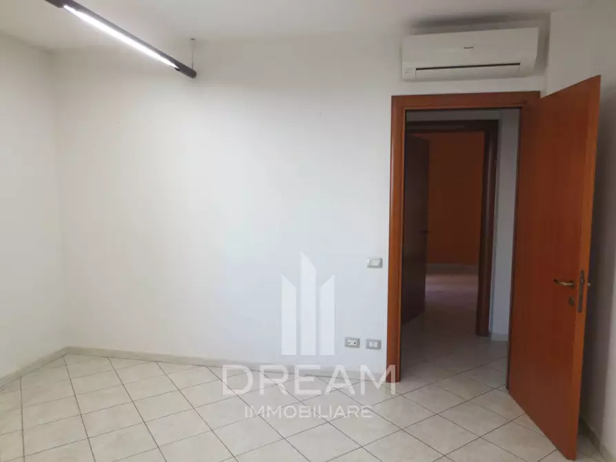 Immagine 11 di Appartamento in vendita  in via Leoncavallo a Quartu Sant'elena