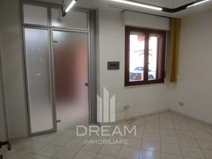 Immagine 12 di Appartamento in vendita  in via Leoncavallo a Quartu Sant'elena