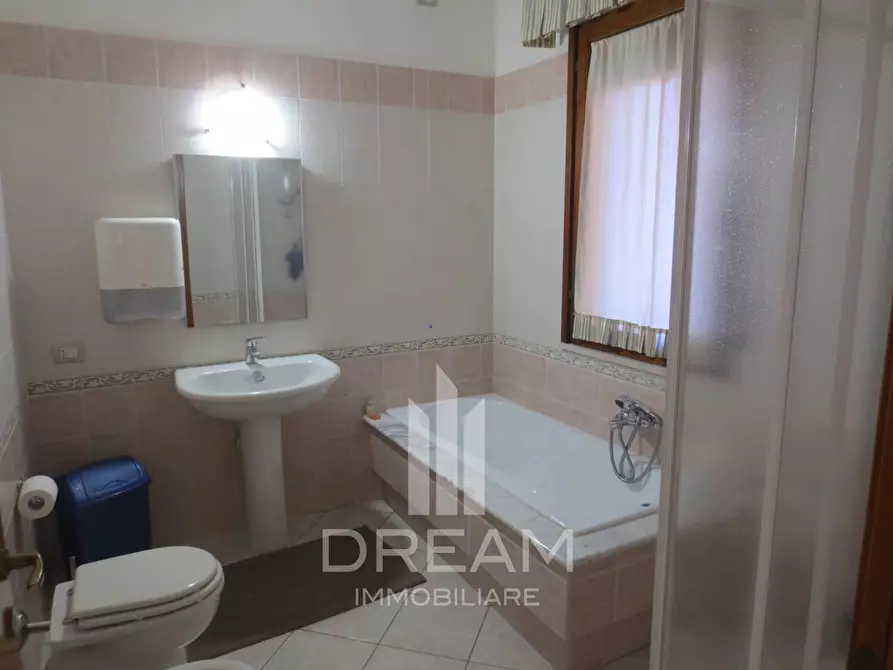 Immagine 19 di Appartamento in vendita  in via Leoncavallo a Quartu Sant'elena