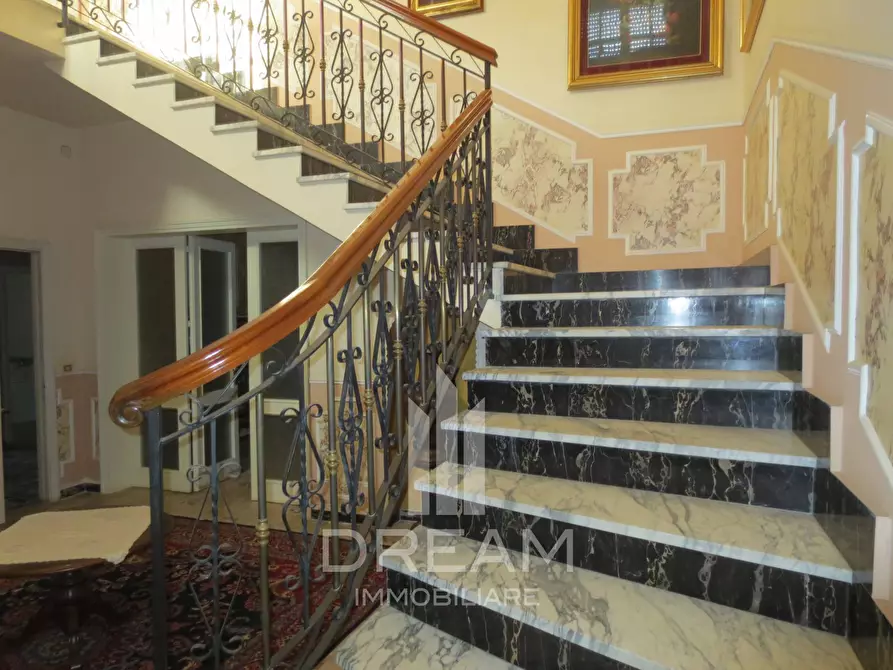 Immagine 12 di Villa in vendita  in via Benedetto Croce a Quartu Sant'elena