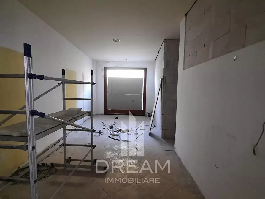 Immagine 4 di Casa semindipendente in vendita  in via Eligio Porcu a Quartu Sant'elena