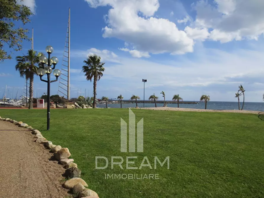 Immagine 22 di Appartamento in vendita  in via Serchio a Quartu Sant'elena