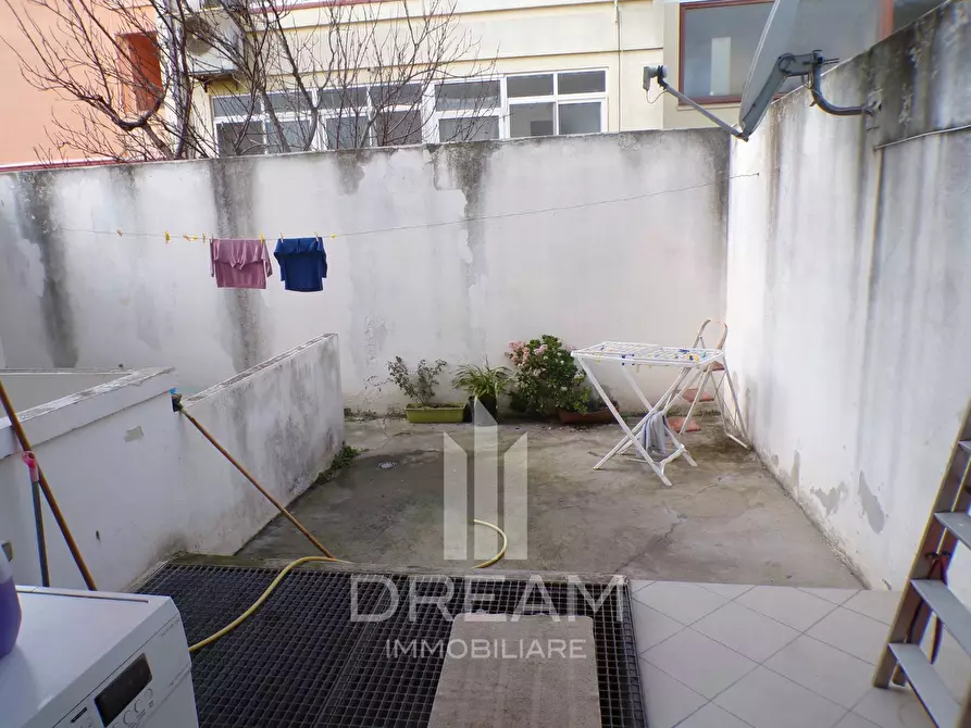 Immagine 10 di Appartamento in vendita  in via San Gemiliano a Sestu