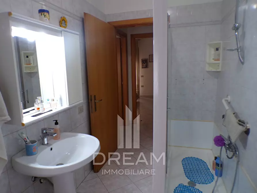 Immagine 9 di Appartamento in vendita  in via San Gemiliano a Sestu