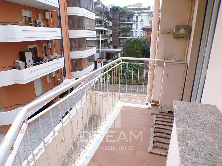 Immagine 21 di Ufficio in affitto  in via Milano a Cagliari