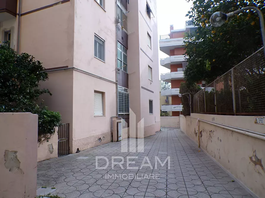 Immagine 24 di Ufficio in affitto  in via Milano a Cagliari