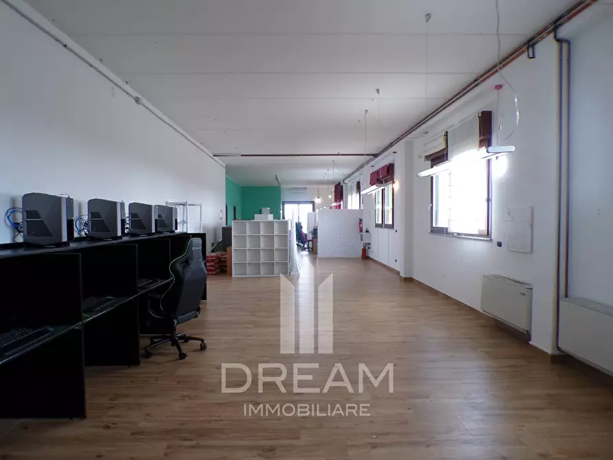 Immagine 3 di Ufficio in affitto  in via Torricelli a Selargius