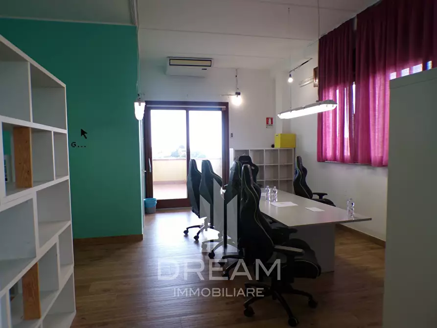 Immagine 9 di Ufficio in affitto  in via Torricelli a Selargius