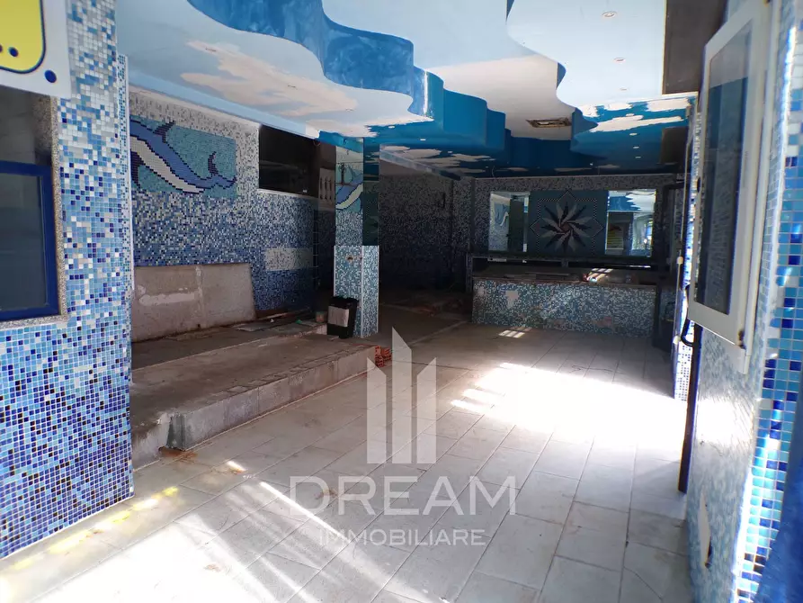 Immagine 3 di Locale commerciale in affitto  in via Diaz a Quartu Sant'elena