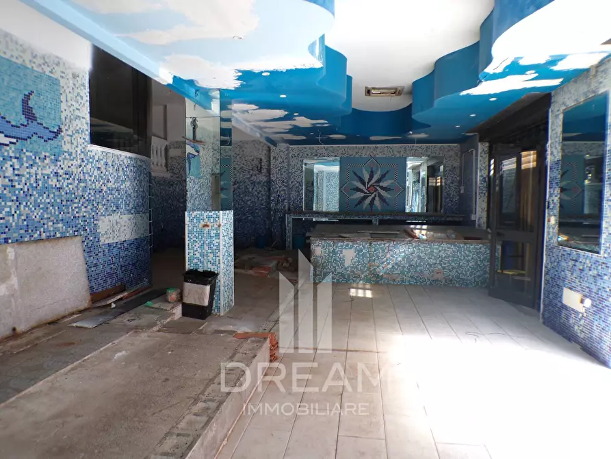 Immagine 4 di Locale commerciale in affitto  in via Diaz a Quartu Sant'elena