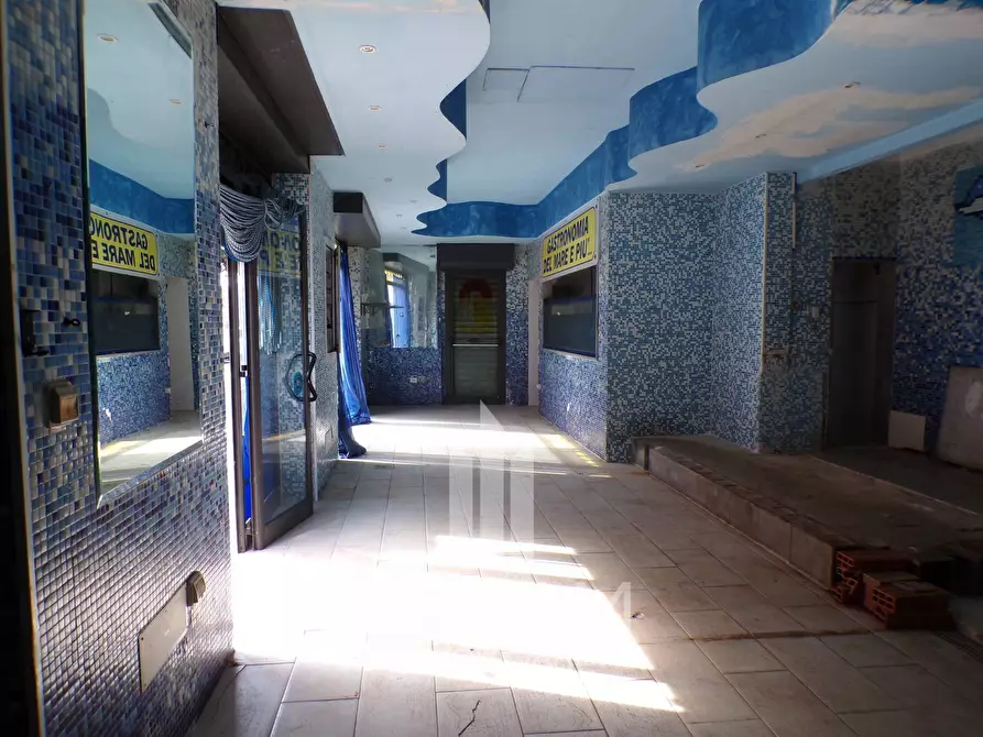 Immagine 8 di Locale commerciale in affitto  in via Diaz a Quartu Sant'elena