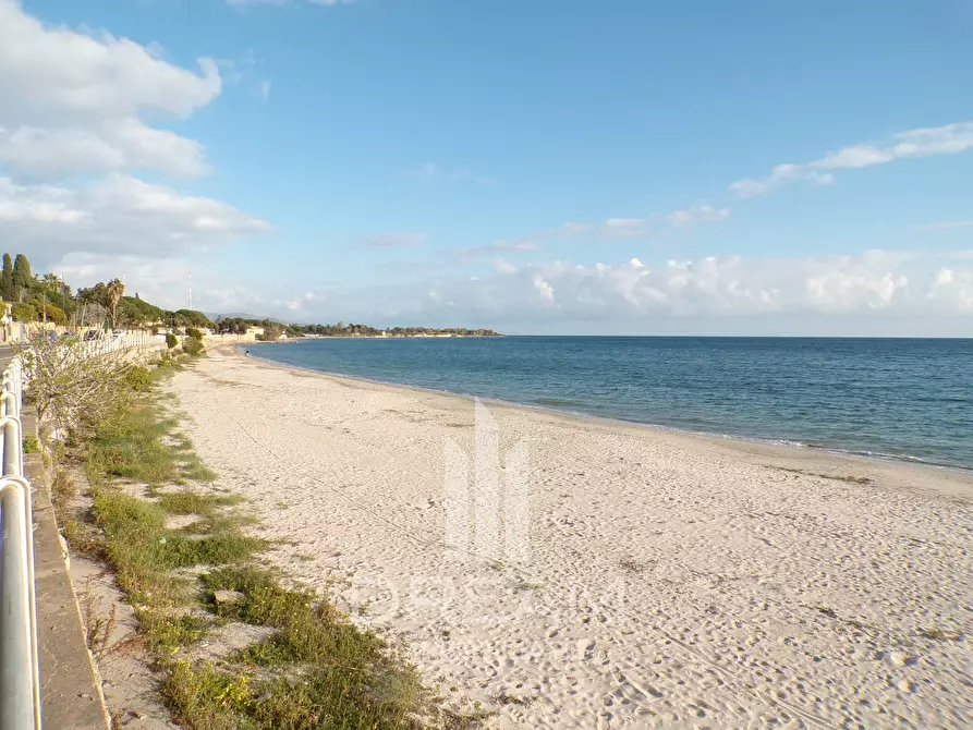 Immagine 26 di Casa bifamiliare in vendita  in via Sussalai a Quartu Sant'elena