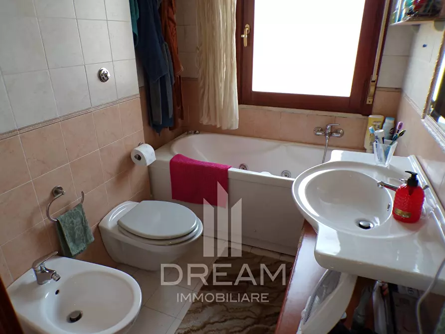 Immagine 18 di Appartamento in vendita  in via Monti a Quartu Sant'elena