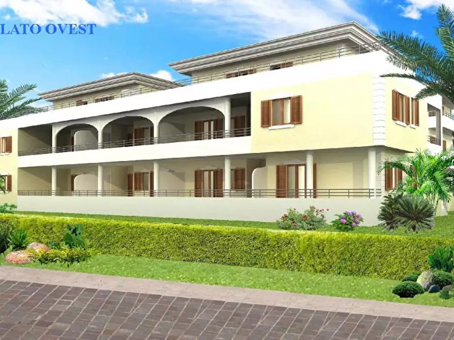 Immagine 12 di Appartamento in vendita  in Via Ugo La Malfa a Martinsicuro