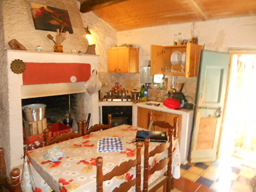 Immagine 22 di Rustico / casale in vendita  in Contrada Rio Moro a Colonnella
