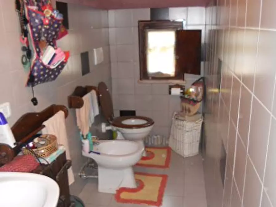 Immagine 23 di Rustico / casale in vendita  in Contrada Rio Moro a Colonnella