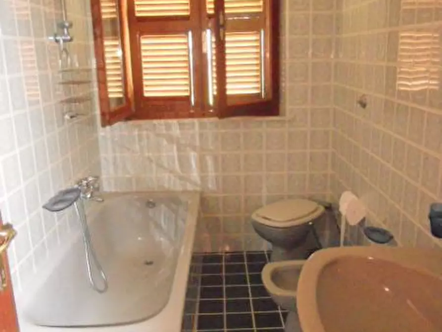 Immagine 4 di Casa indipendente in vendita  in Via Marezi a Massignano