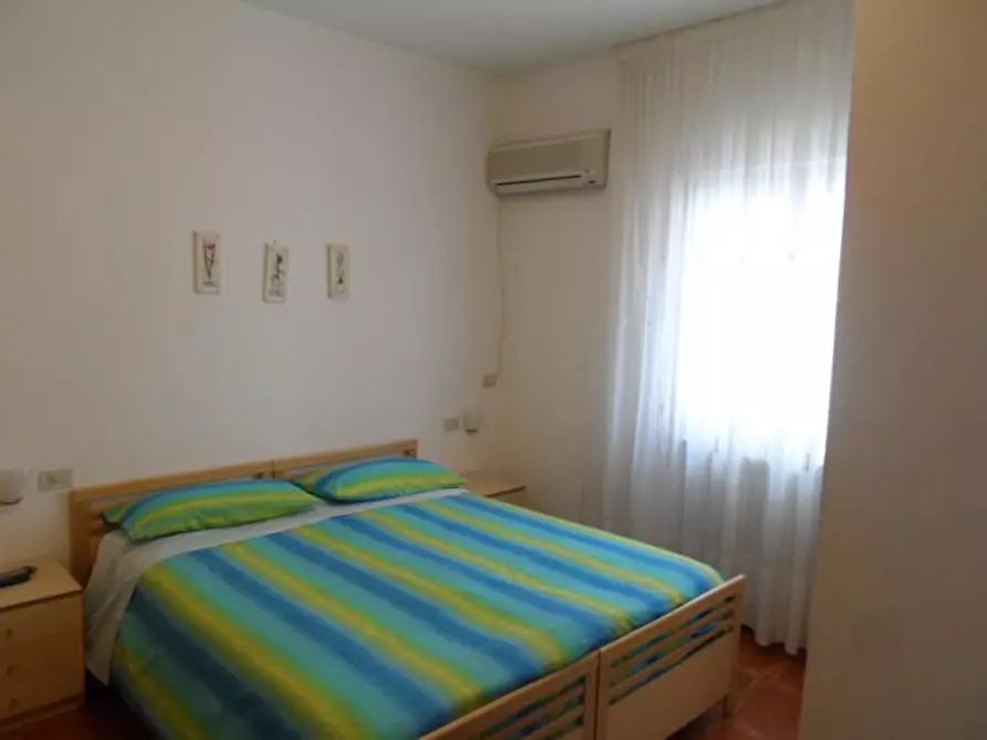 Immagine 3 di Agriturismo in vendita  in Via Volta a San Benedetto Del Tronto