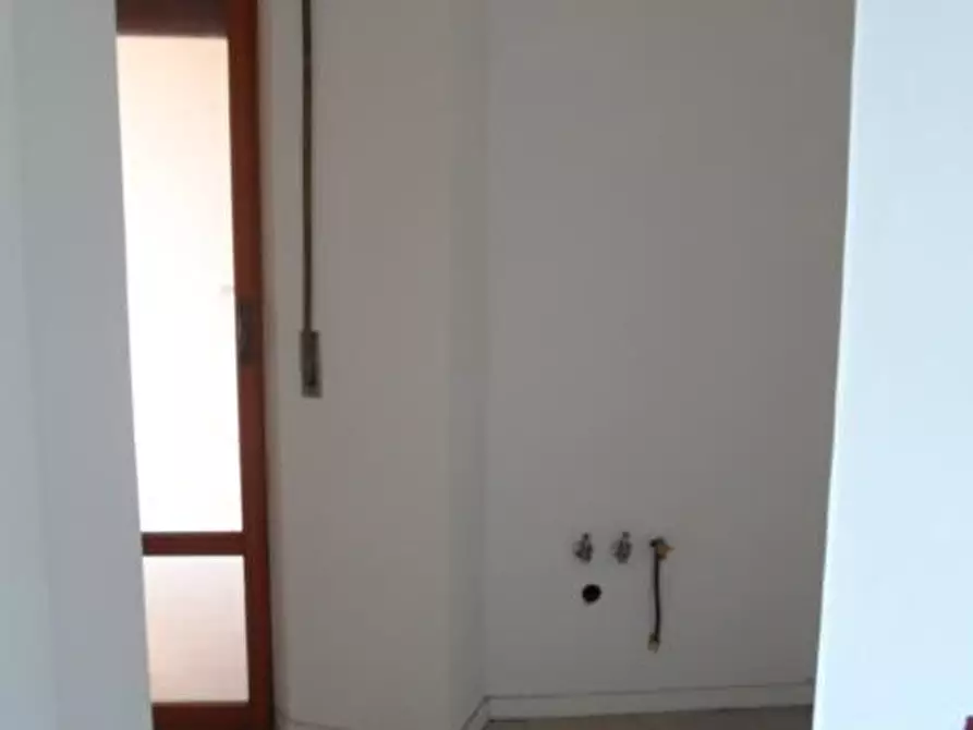 Immagine 2 di Appartamento in vendita  in Via Roma a Martinsicuro