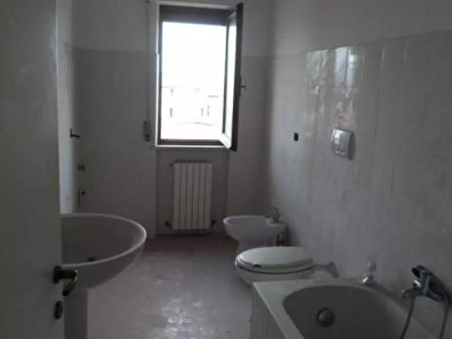 Immagine 8 di Appartamento in vendita  in Via Roma a Martinsicuro