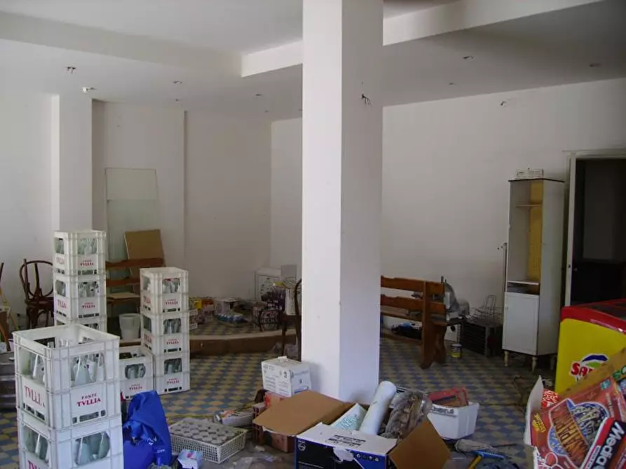 Immagine 13 di Locale commerciale in vendita  in Via B. Colleoni a San Benedetto Del Tronto