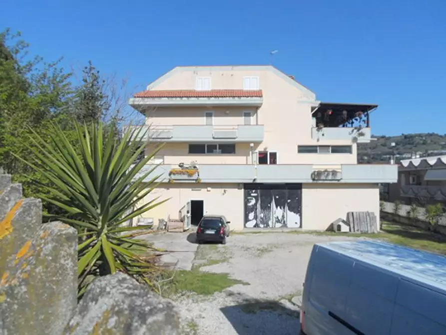 Immagine 1 di Casa indipendente in vendita  a San Benedetto Del Tronto