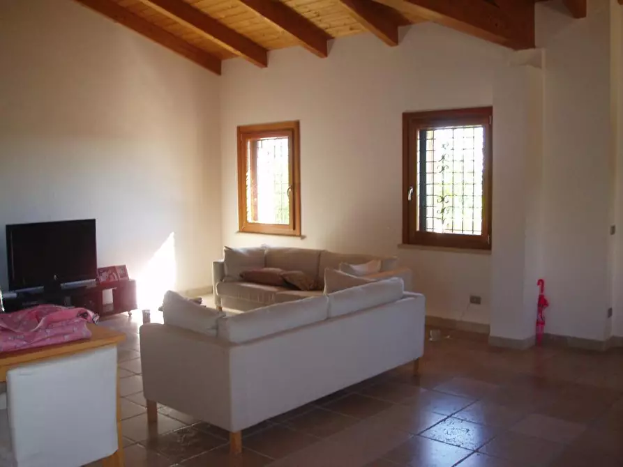 Immagine 7 di Villa in vendita  in Via del semaforo a Martinsicuro