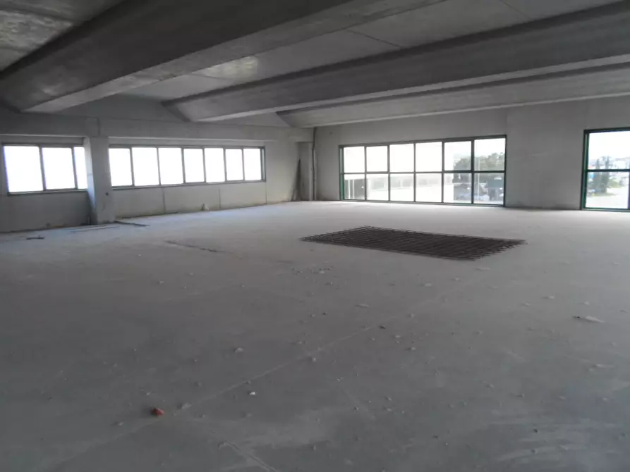 Immagine 5 di Capannone industriale in affitto  in Via XXV Aprile a Spinetoli