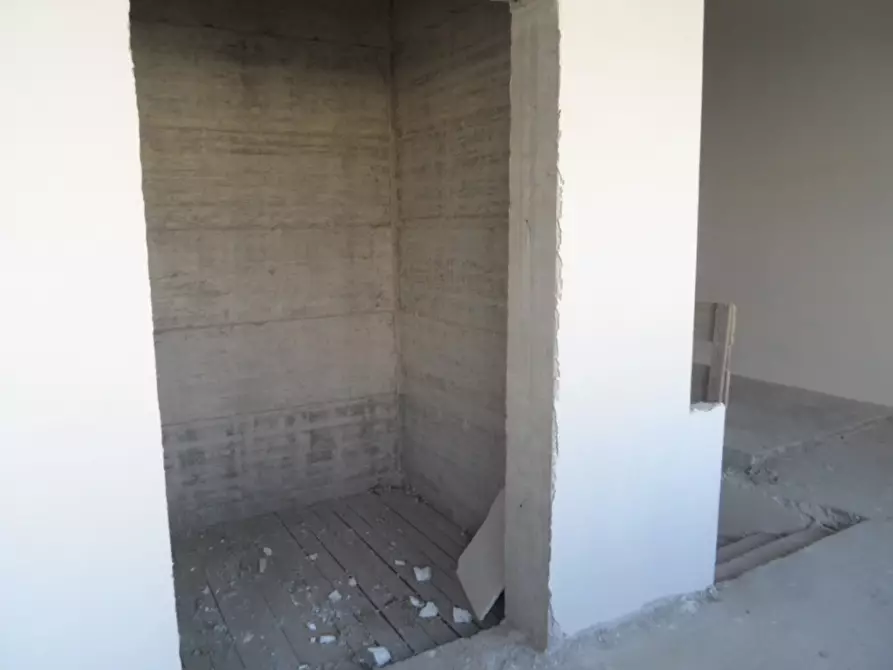 Immagine 9 di Capannone industriale in affitto  in Via XXV Aprile a Spinetoli