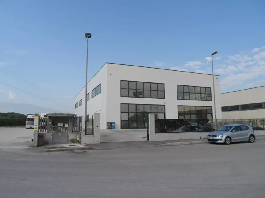 Immagine 1 di Capannone industriale in affitto  in Via XXV Aprile a Spinetoli