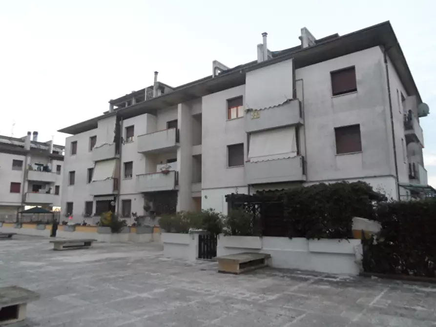 Immagine 23 di Appartamento in vendita  in Via Salaria a Spinetoli