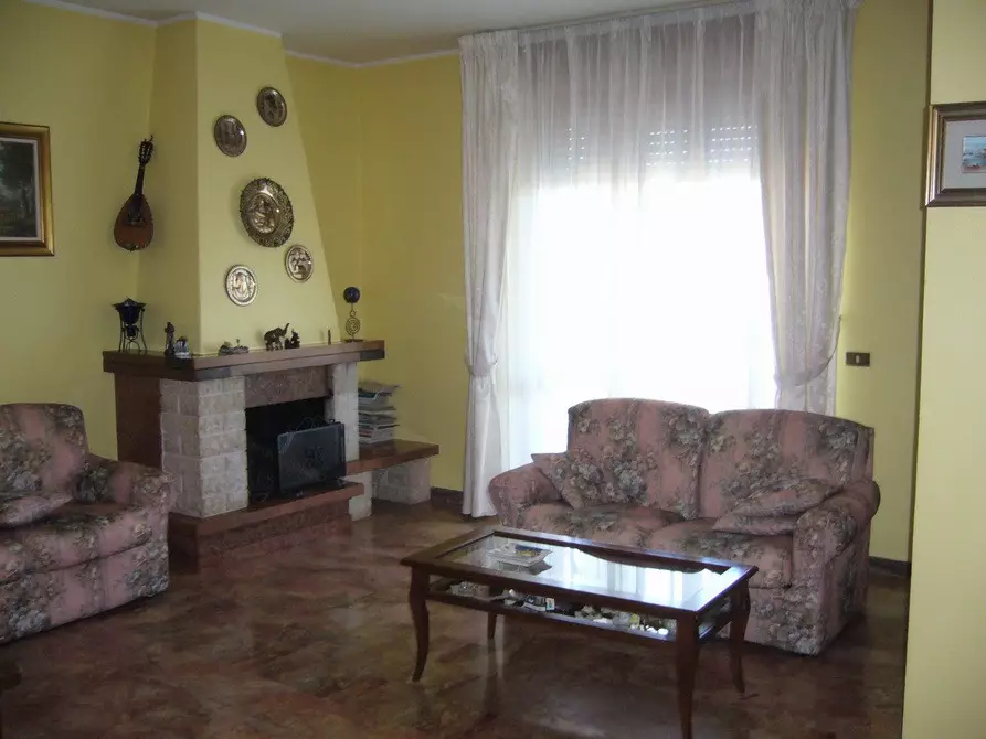 Immagine 4 di Casa indipendente in vendita  in della resistenza a Acquaviva Picena