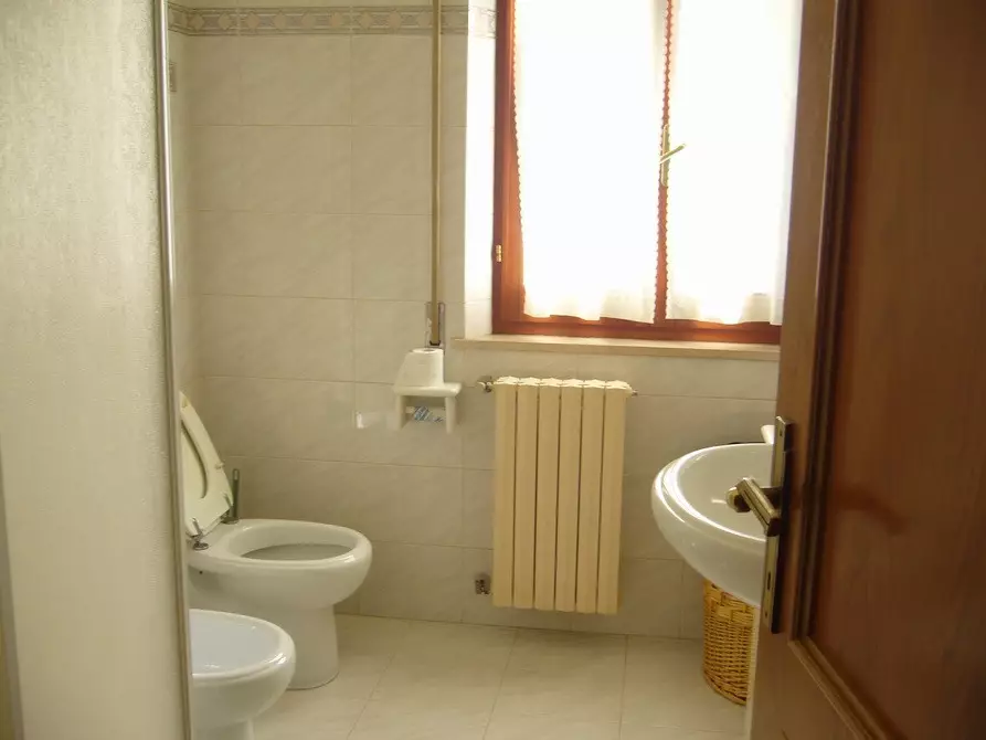 Immagine 11 di Casa indipendente in vendita  in della resistenza a Acquaviva Picena