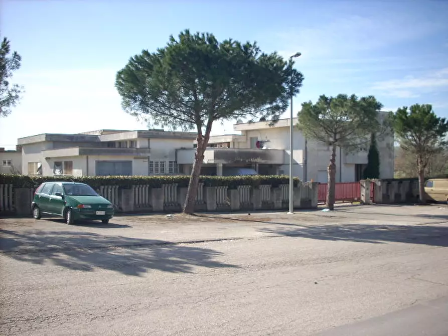 Immagine 1 di Capannone industriale in vendita  in Via Val Vibrata a Nereto