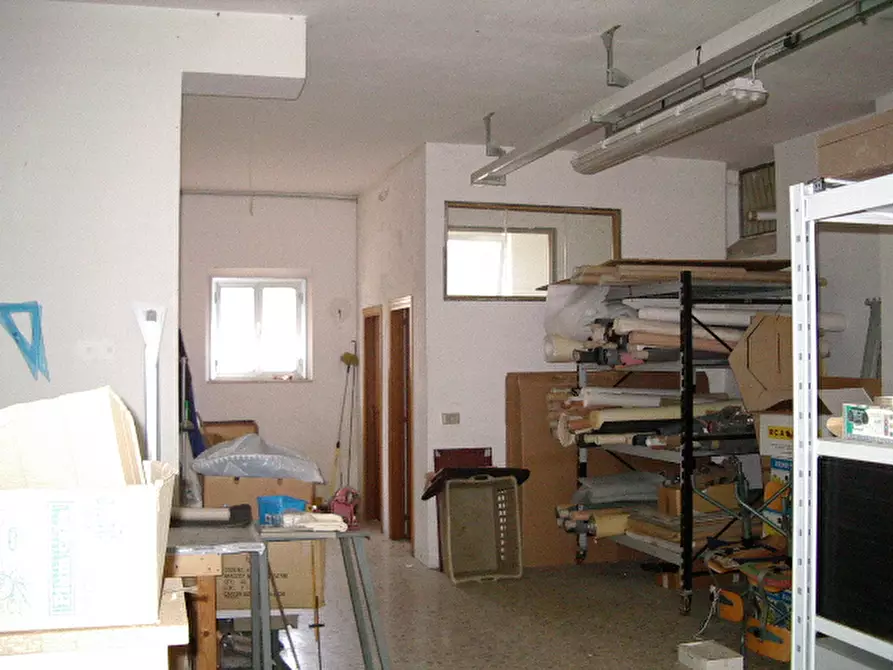 Immagine 7 di Laboratorio in vendita  in Via San Giovanni a Colonnella