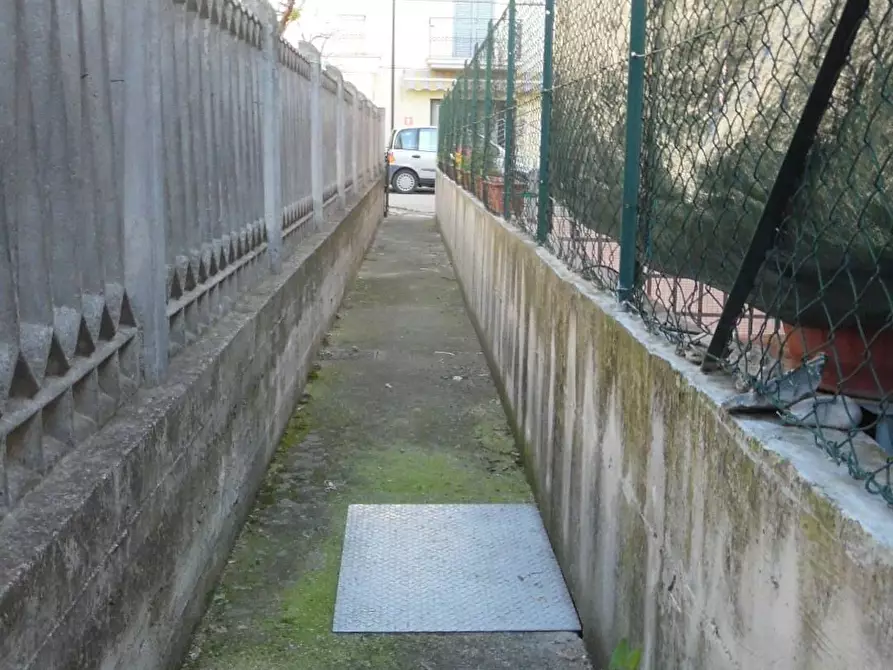 Immagine 10 di Casa indipendente in vendita  in Via Aldo Moro a Martinsicuro