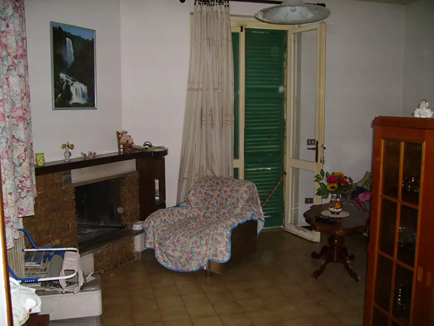 Immagine 3 di Casa indipendente in vendita  in Via Papa Giovanni XXIII a Nereto