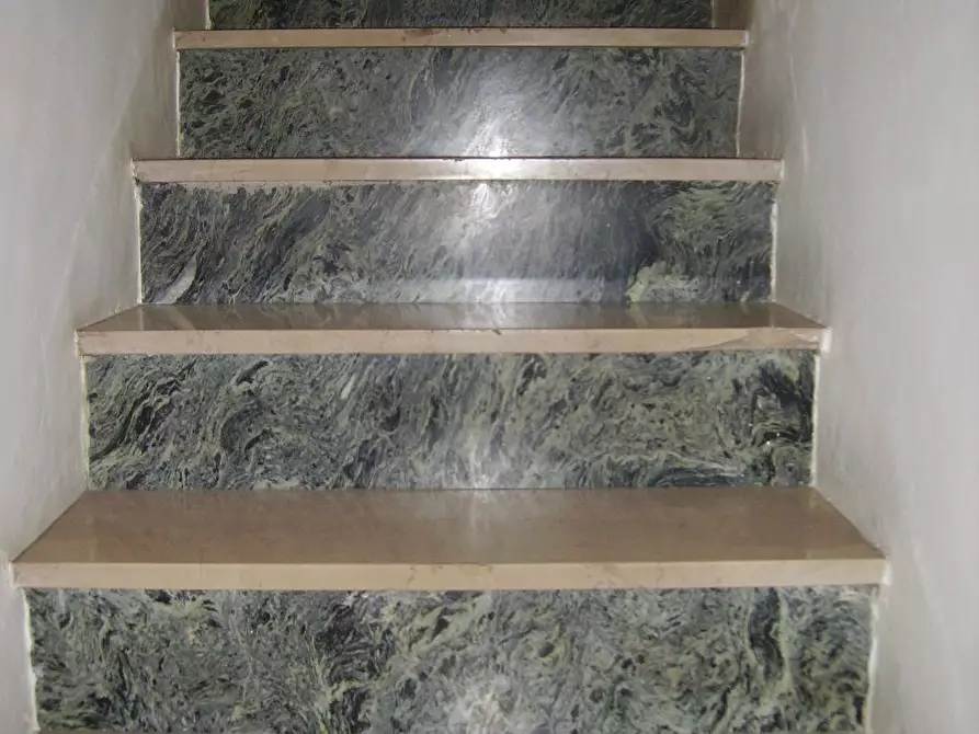 Immagine 16 di Casa indipendente in vendita  in Via Papa Giovanni XXIII a Nereto