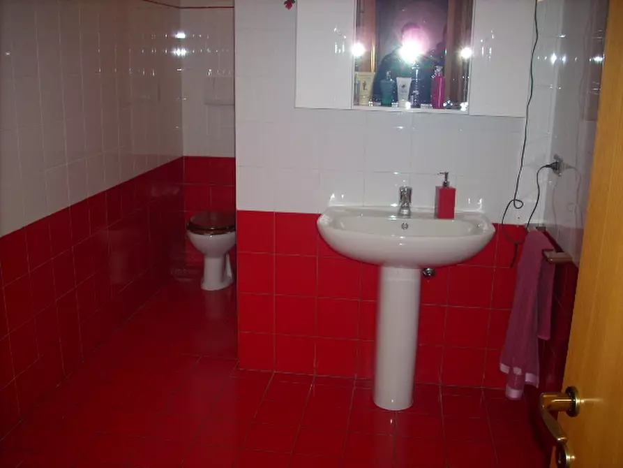 Immagine 12 di Casa indipendente in vendita  in Via Delle Genziane a Ascoli Piceno