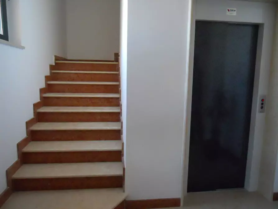 Immagine 10 di Appartamento in vendita  in Contrada San Martino a Colonnella