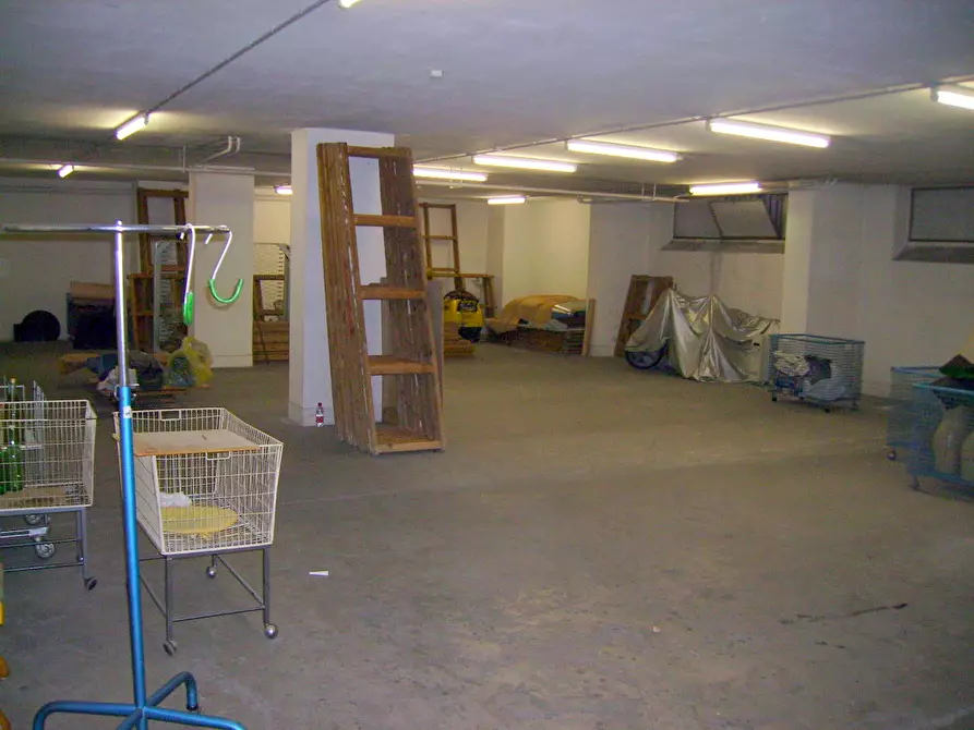 Immagine 9 di Locale commerciale in affitto  in Corso Mazzini a San Benedetto Del Tronto