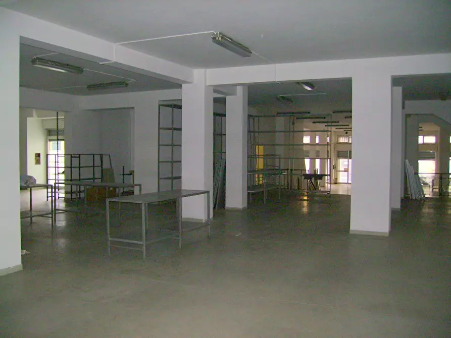 Immagine 6 di Locale commerciale in affitto  in Corso Mazzini a San Benedetto Del Tronto