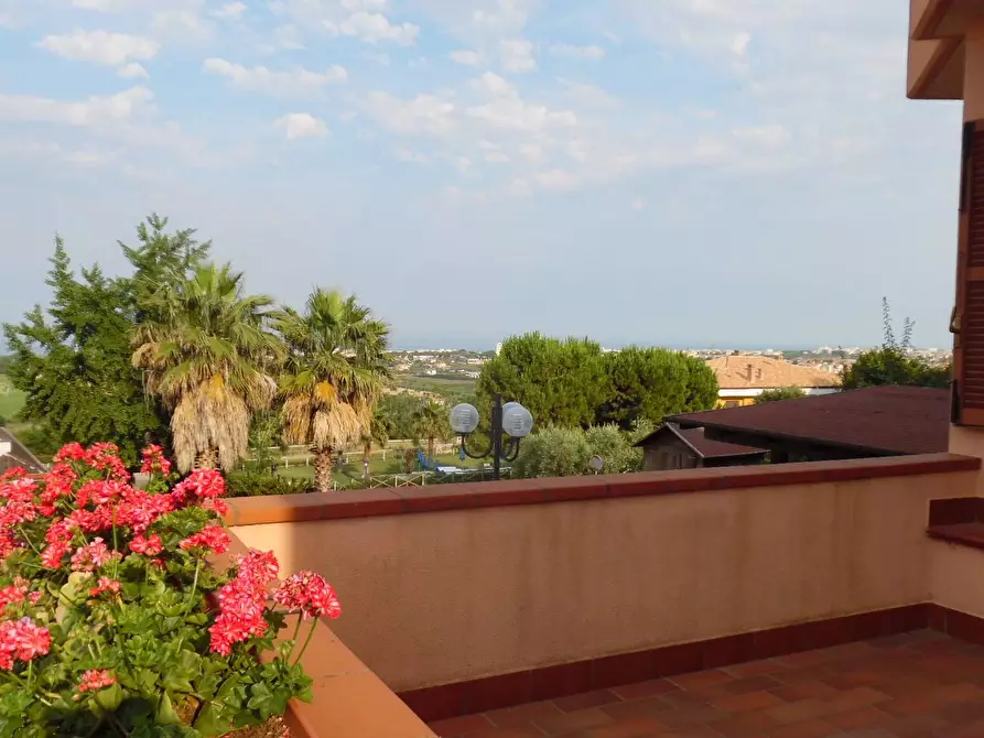 Immagine 10 di Villa in vendita  in Via Fonte Maggio a Martinsicuro