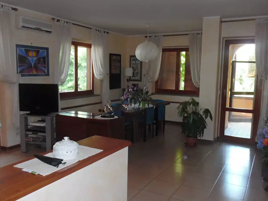 Immagine 3 di Villa in vendita  in Via Fonte Maggio a Martinsicuro