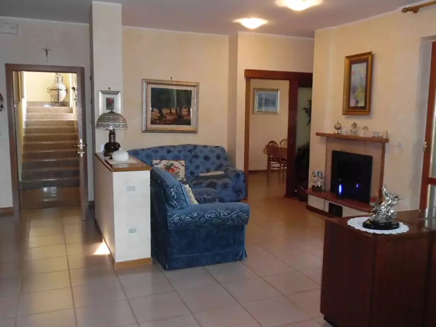 Immagine 4 di Villa in vendita  in Via Fonte Maggio a Martinsicuro