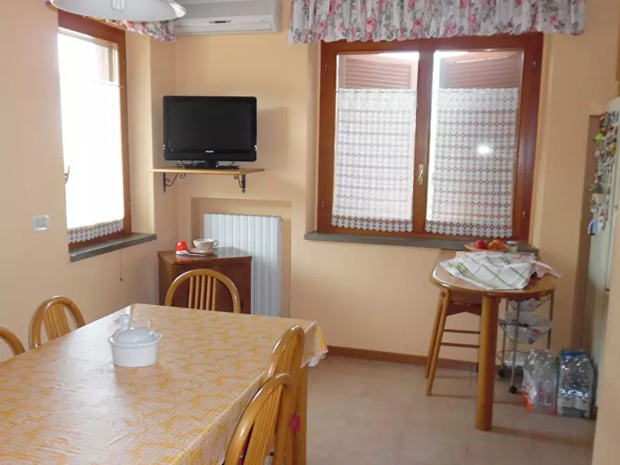 Immagine 5 di Villa in vendita  in Via Fonte Maggio a Martinsicuro