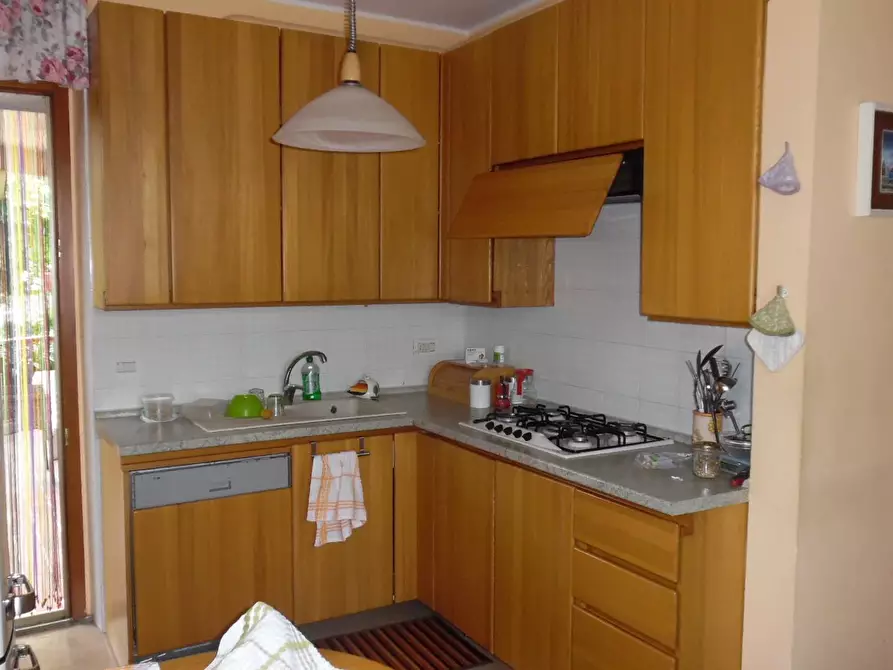 Immagine 6 di Villa in vendita  in Via Fonte Maggio a Martinsicuro